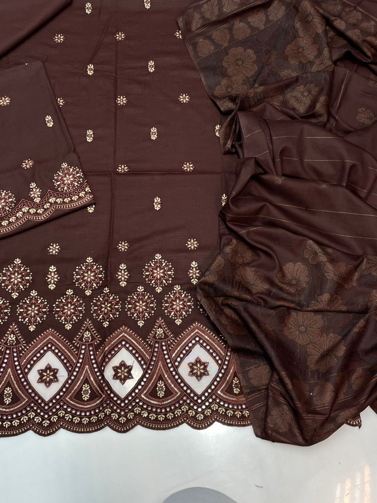 Elegant Emb velvet shawl 3PC