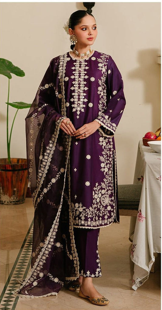 Elegant Embriodery 2PC