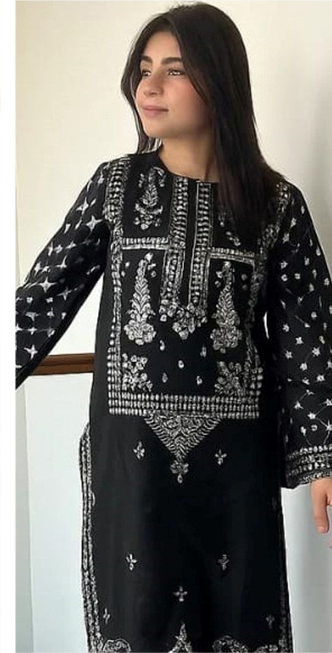 ELEGANT Embriodery 2Pc