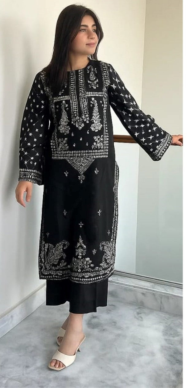 ELEGANT Embriodery 2Pc