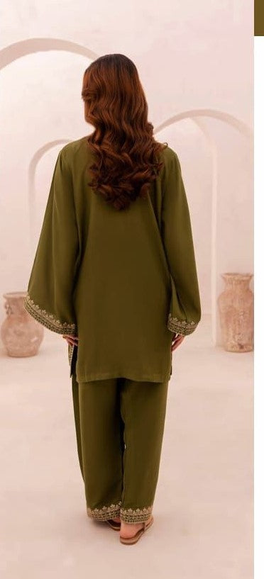 Elegant embroidery 2pcs