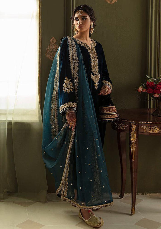 Elegant Emnriodered 3PC